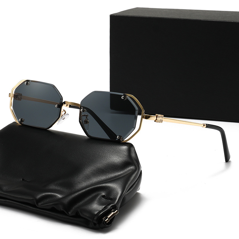 Polygonal metal sunglasses ret - огляд і ціна Women Fashion Pose