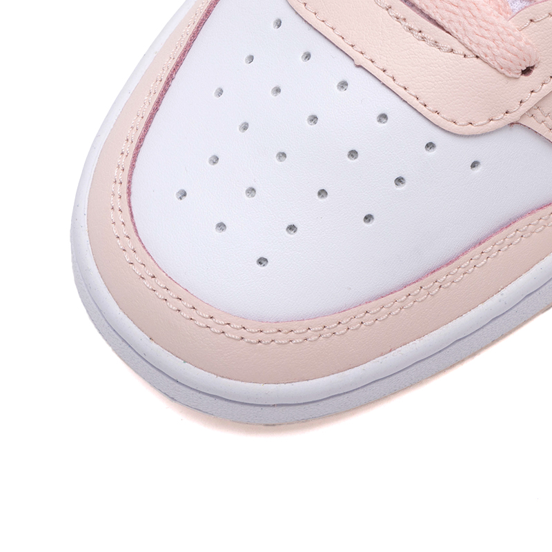 Nike Women's Shoes, Big Kids'  - огляд і ціна Women'S Fashion Velcro Sneakers