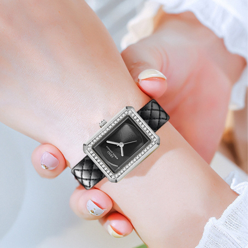 Fashion Leather Woman Watch Re - огляд і ціна Women'S Fashion Digital Watch