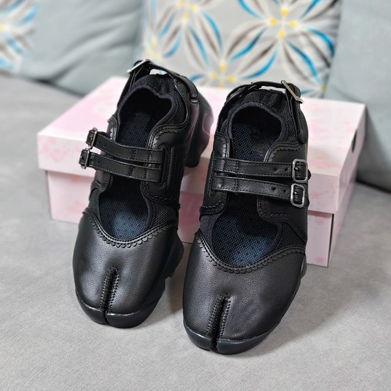 Women's Split Toe Sneakers Bla - огляд і ціна Women'S Fashion Velcro Sneakers